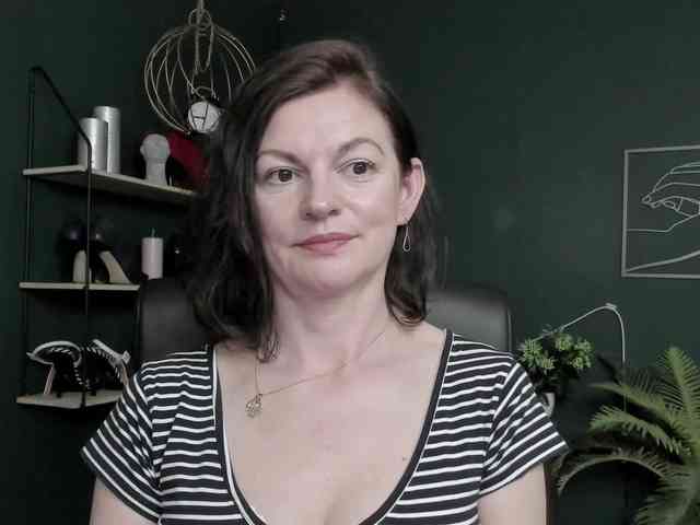 mrsVivian webcam
