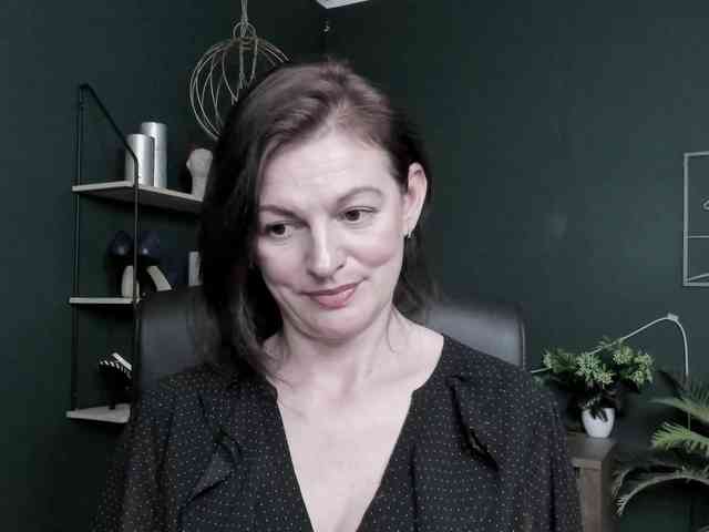 mrsVivian webcam