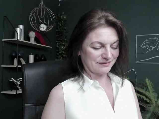 mrsVivian webcam