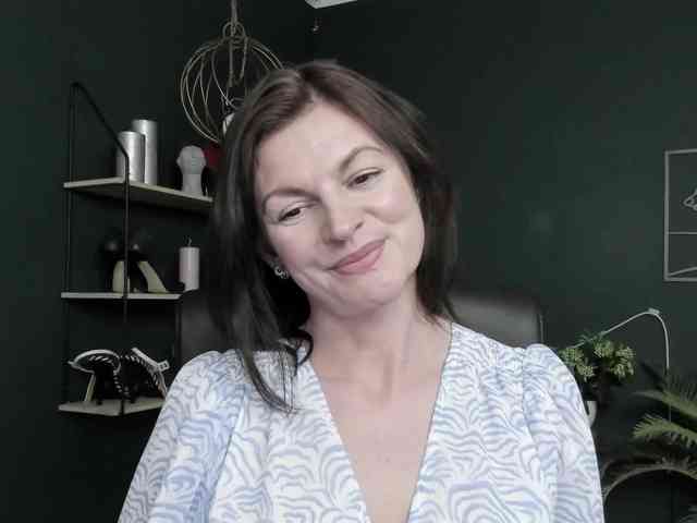 mrsVivian webcam