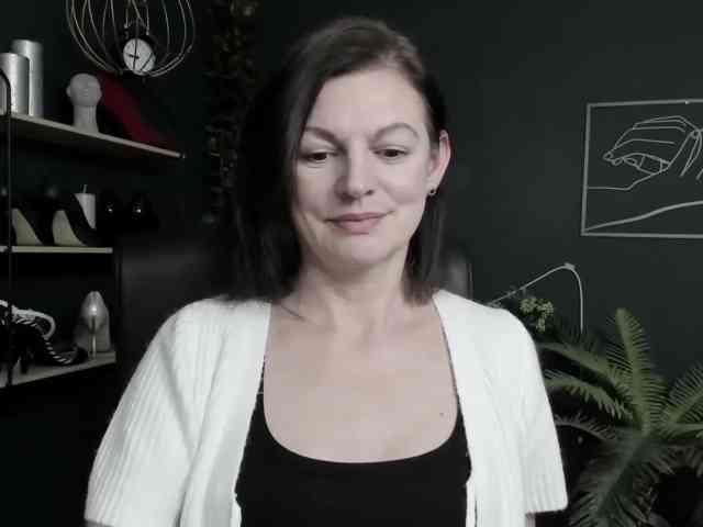 mrsVivian private
