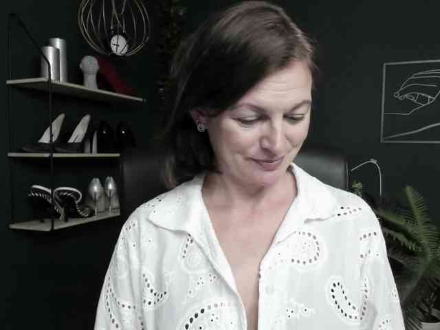 mrsVivian webcam