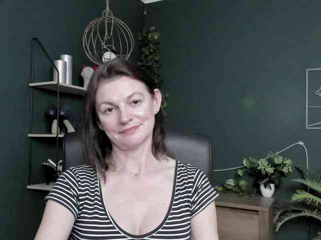 mrsVivian webcam