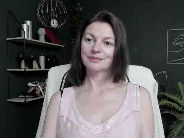 Model: mrsVivian