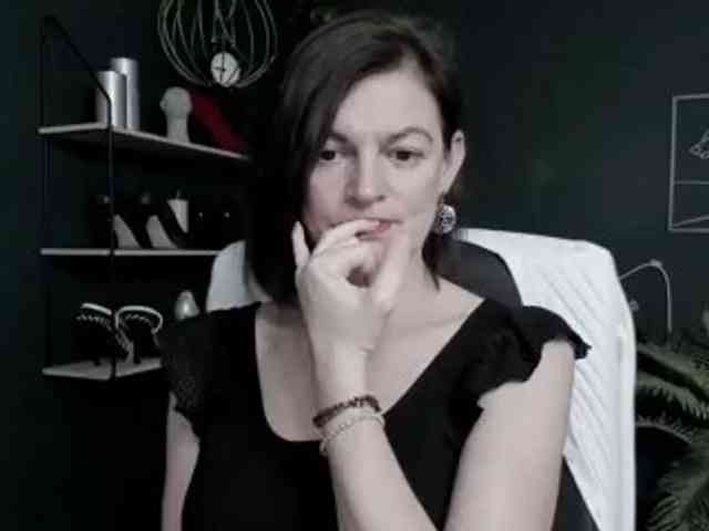 Model: mrsVivian