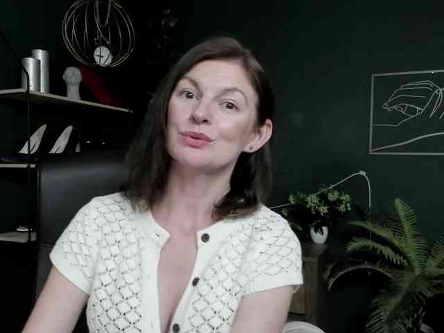 mrsVivian webcam