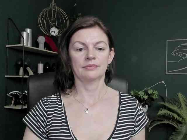 mrsVivian webcam