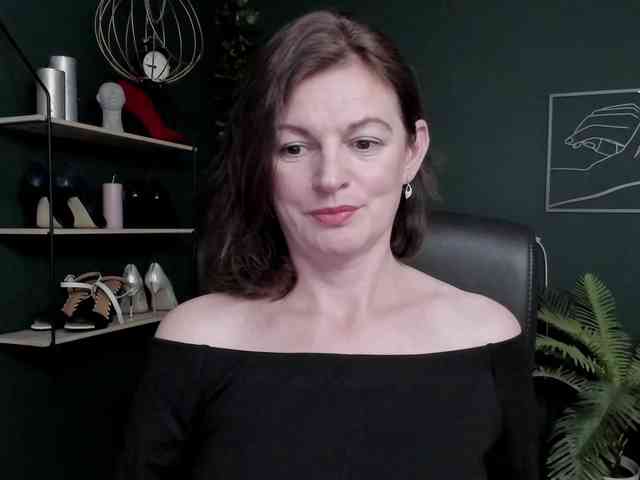 mrsVivian webcam