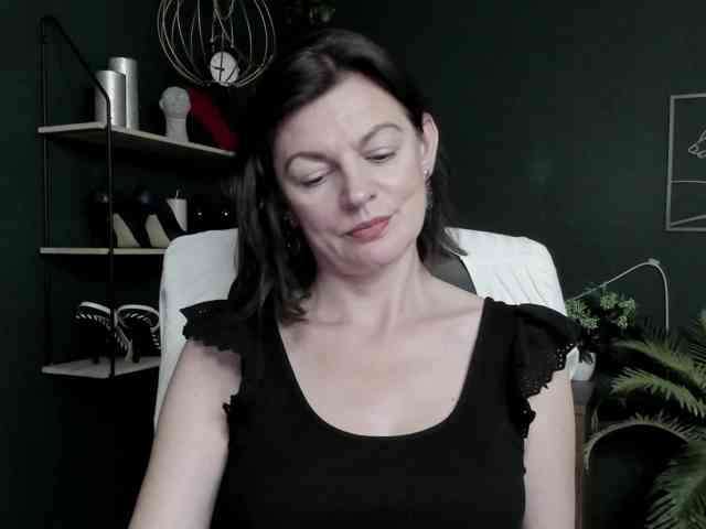 mrsVivian webcam