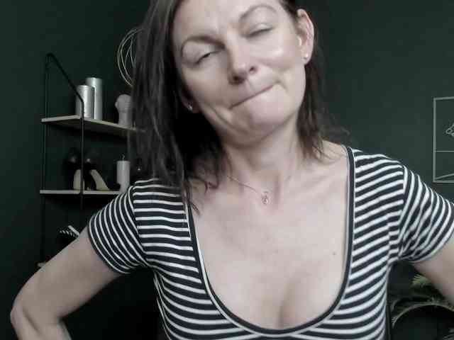 mrsVivian webcam
