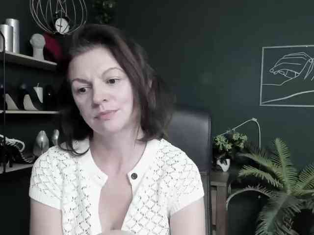 mrsVivian webcam