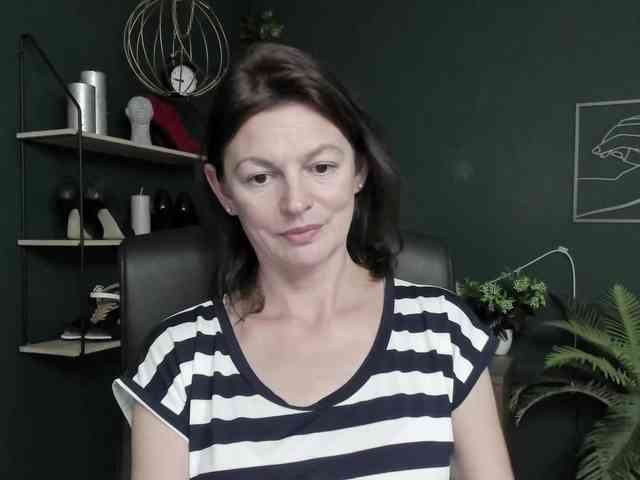 mrsVivian webcam