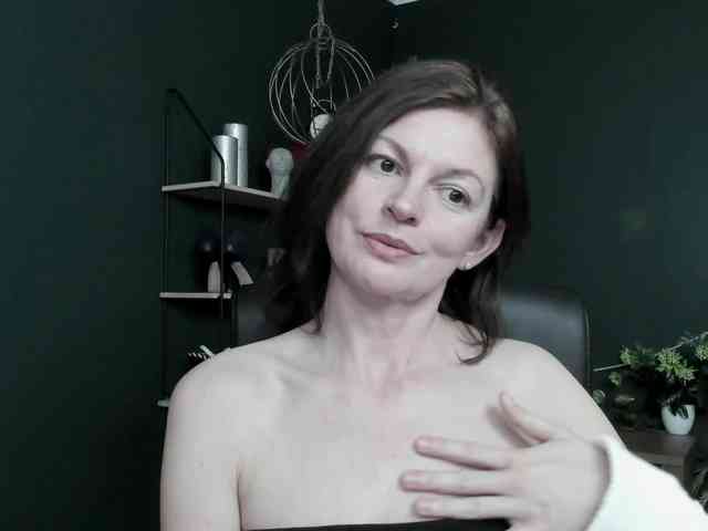 mrsVivian webcam