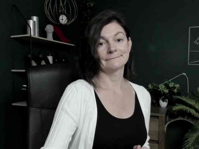 mrsVivian webcam