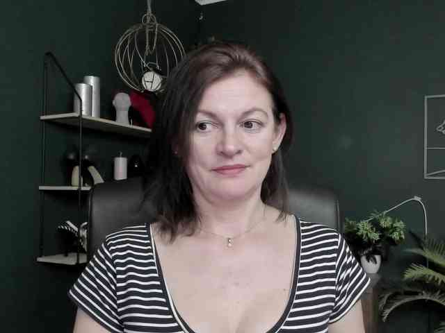 mrsVivian webcam