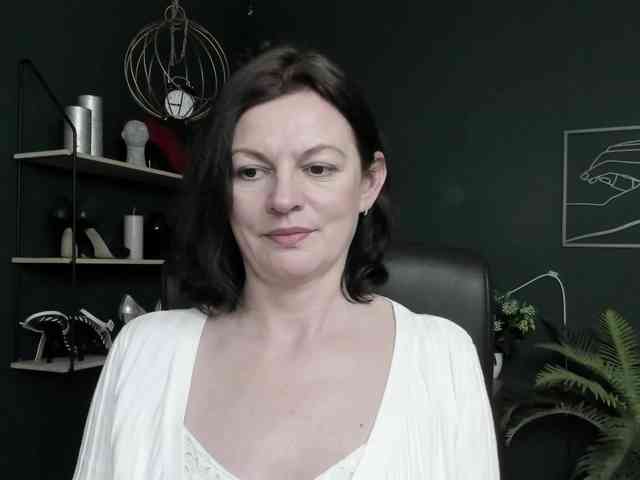 Model: mrsVivian