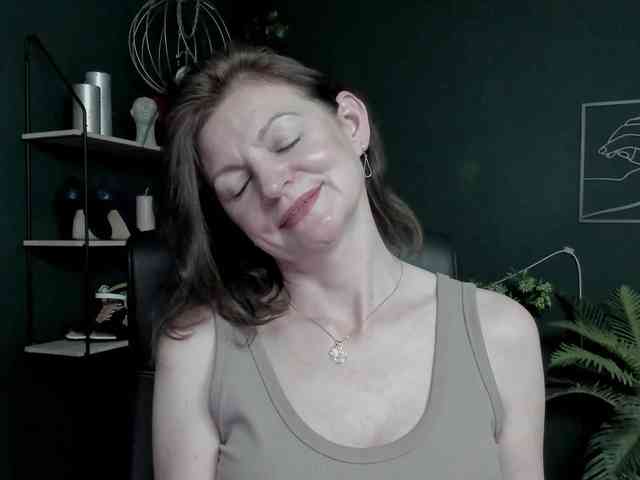 mrsVivian webcam