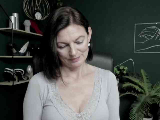 mrsVivian webcam