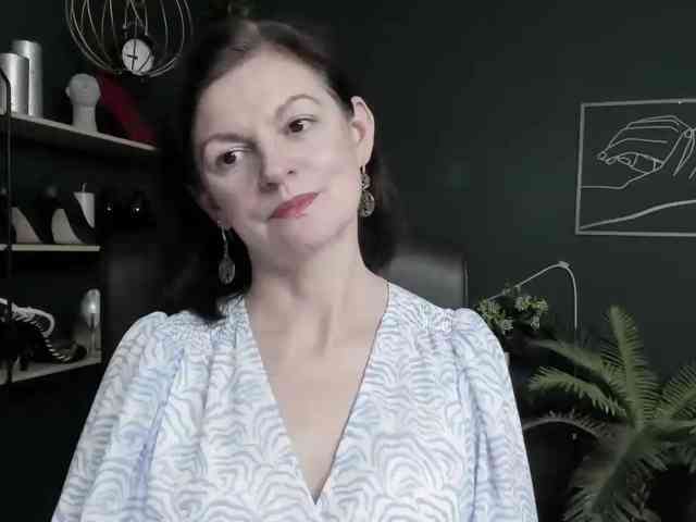 mrsVivian webcam