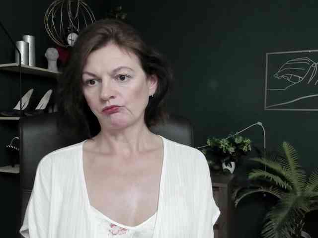 mrsVivian webcam