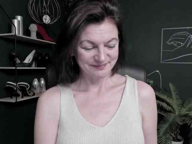 mrsVivian webcam