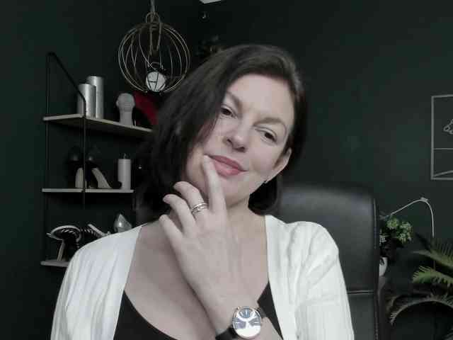 mrsVivian webcam