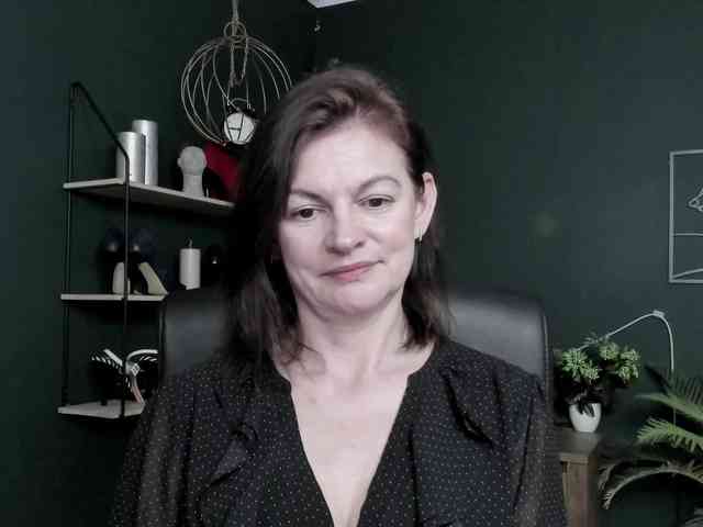 mrsVivian webcam
