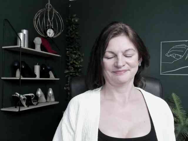 mrsVivian webcam