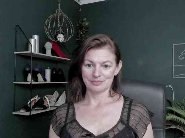 Model: mrsVivian