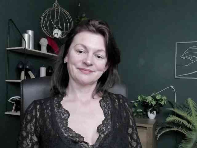 mrsVivian webcam
