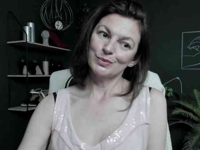 mrsVivian webcam
