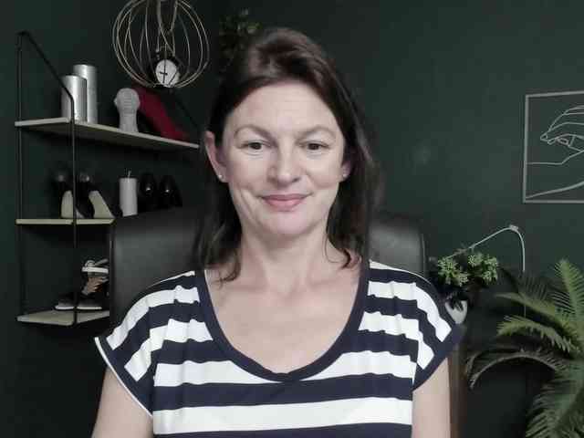 mrsVivian webcam