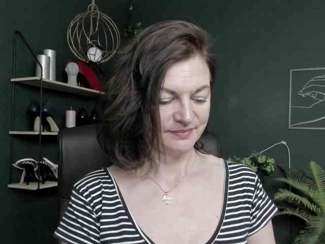 mrsVivian webcam