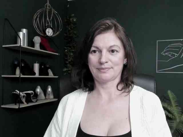 mrsVivian webcam