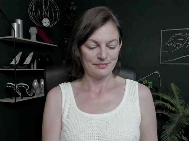 mrsVivian webcam
