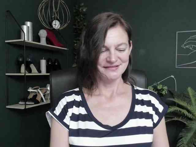 mrsVivian webcam