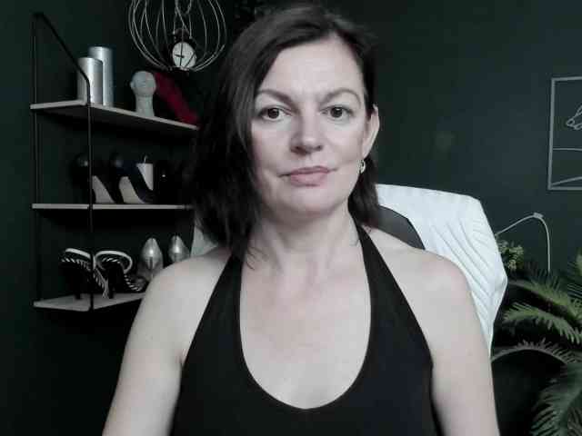 Model: mrsVivian