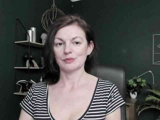 mrsVivian webcam
