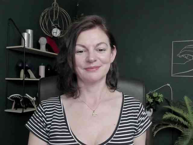 mrsVivian webcam