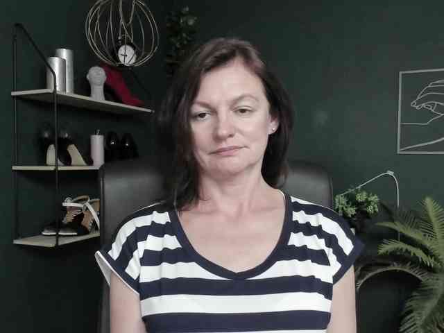 mrsVivian webcam