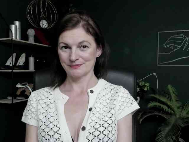 mrsVivian webcam