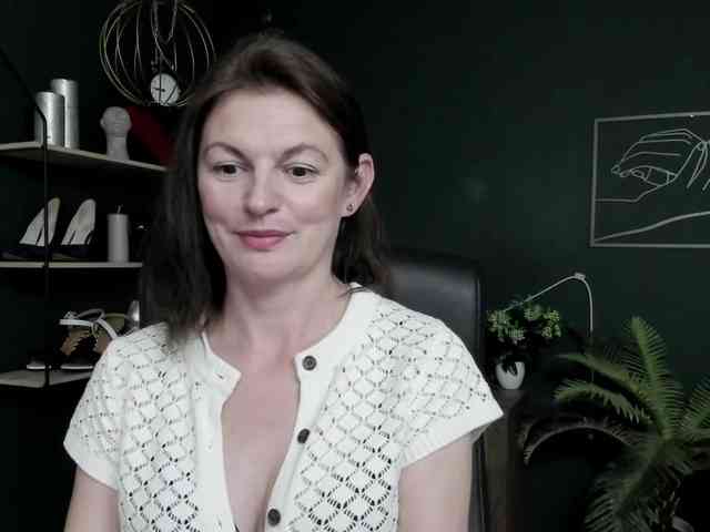 mrsVivian webcam