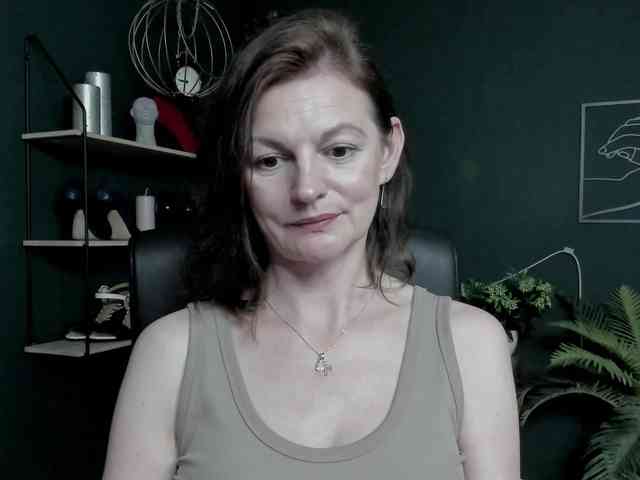 mrsVivian webcam
