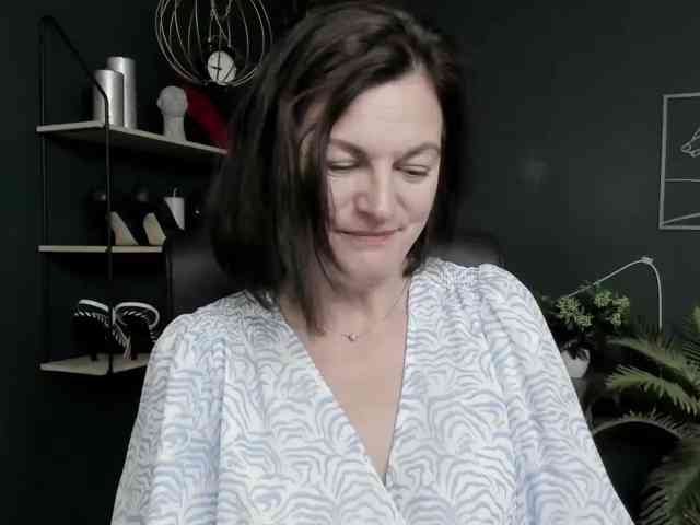 mrsVivian webcam