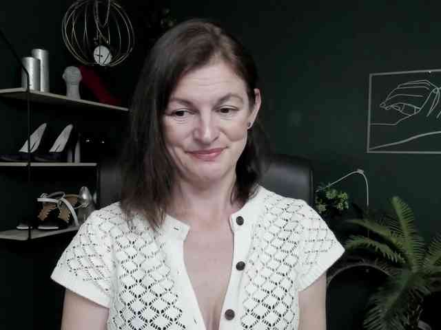 mrsVivian webcam