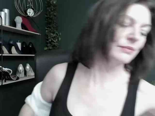 Model: mrsVivian