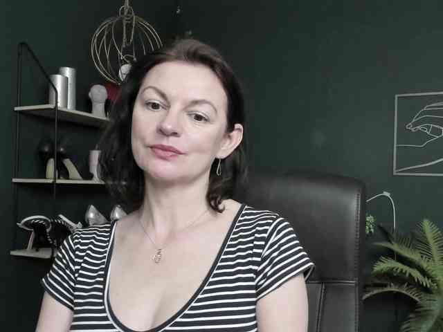 mrsVivian webcam