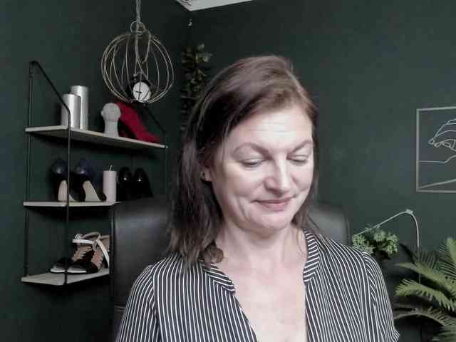 mrsVivian webcam