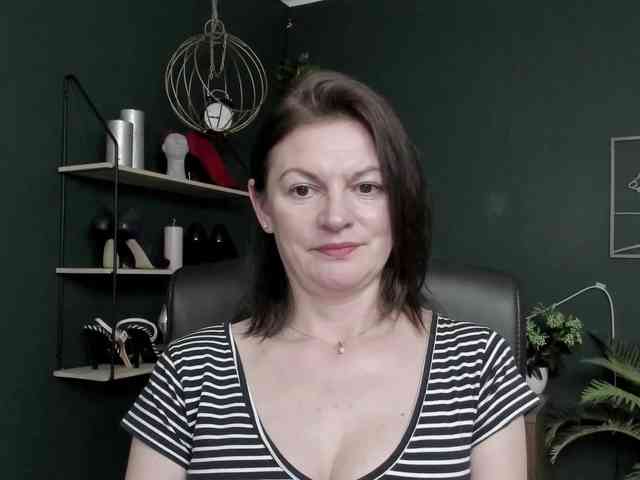 mrsVivian webcam