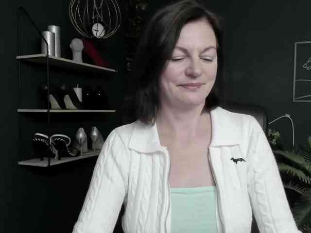 mrsVivian webcam